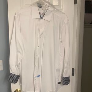 Robert Graham LS dress shirt, XL, white w/pattern fabric 100% cotton. Worn once!
